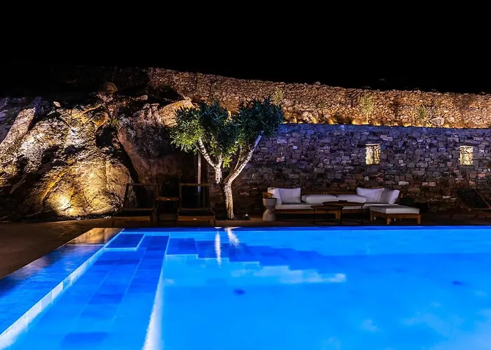 Cape Ftelia (Mykonos)